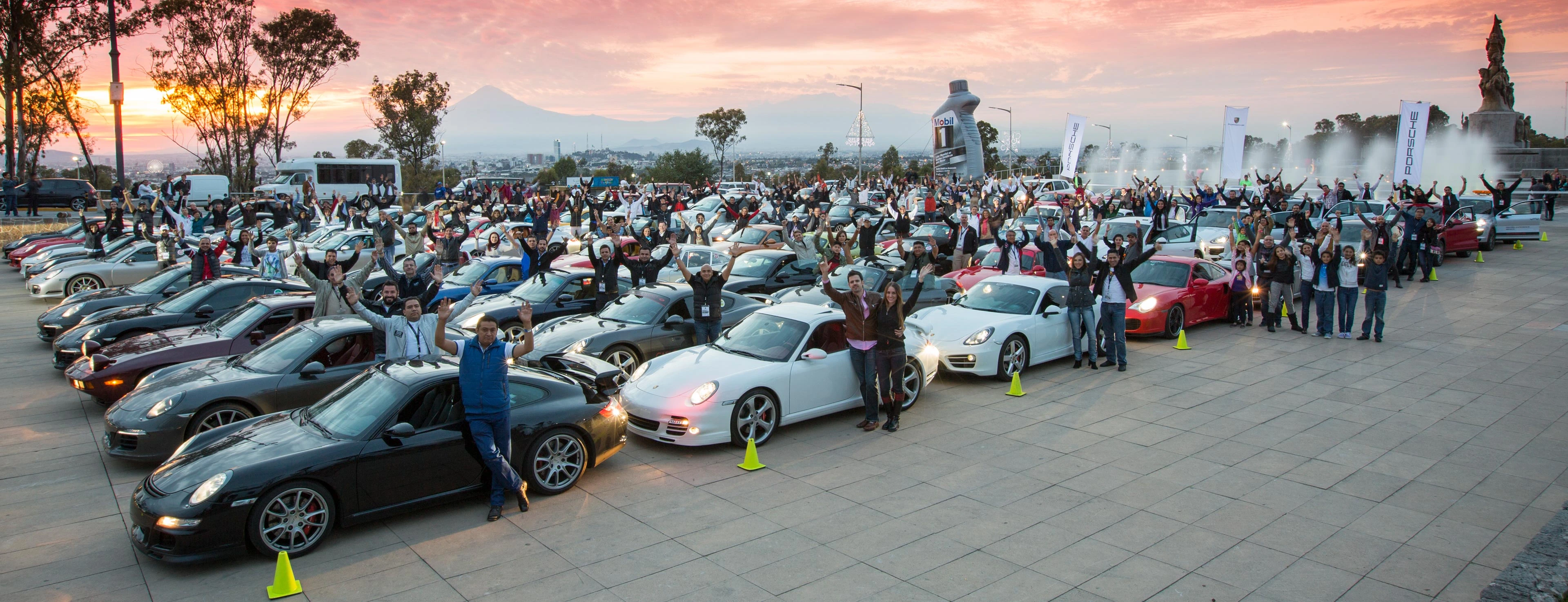 Porsche Cars & Coffee ENG 1