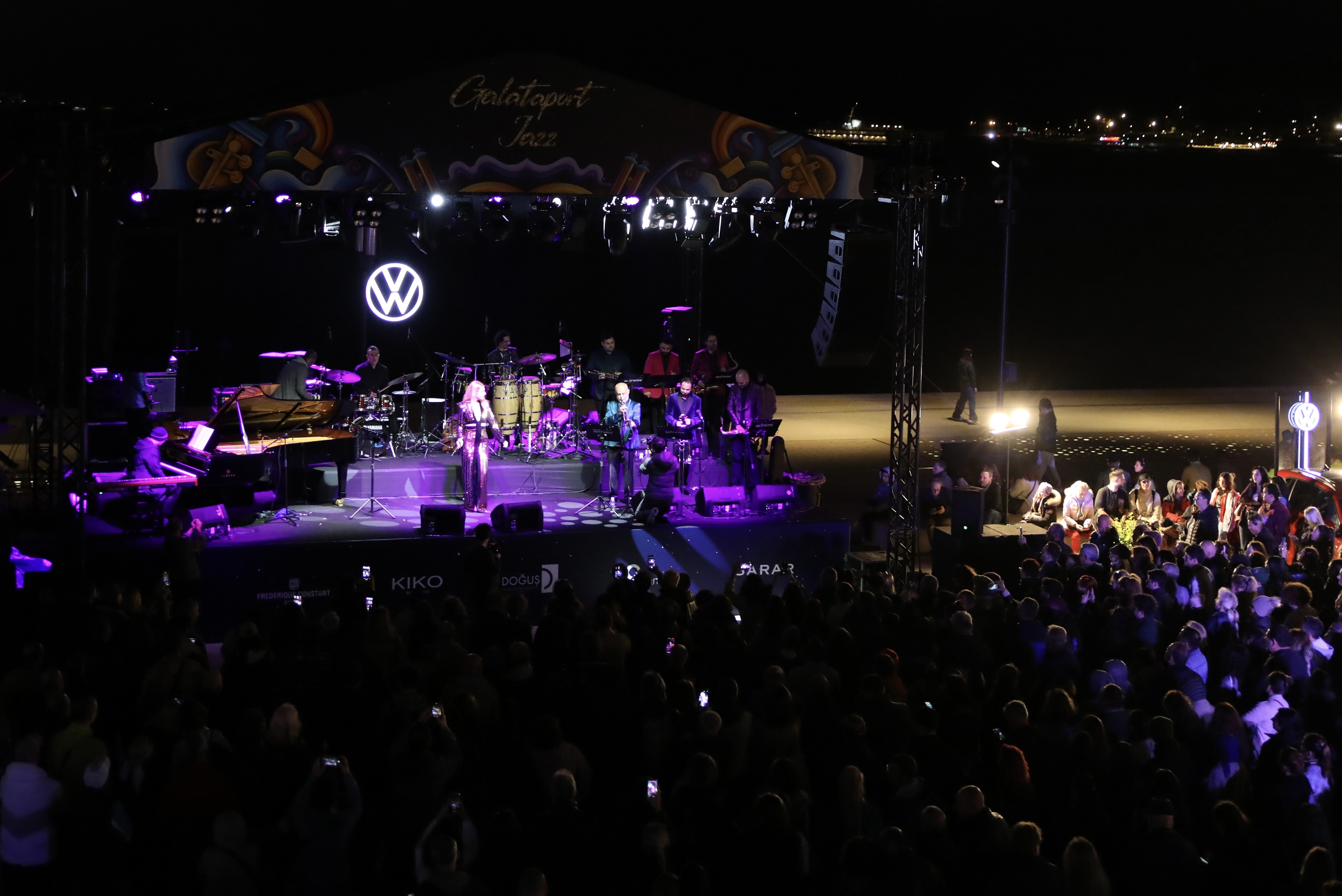 Rengarenk Jazz eng 1