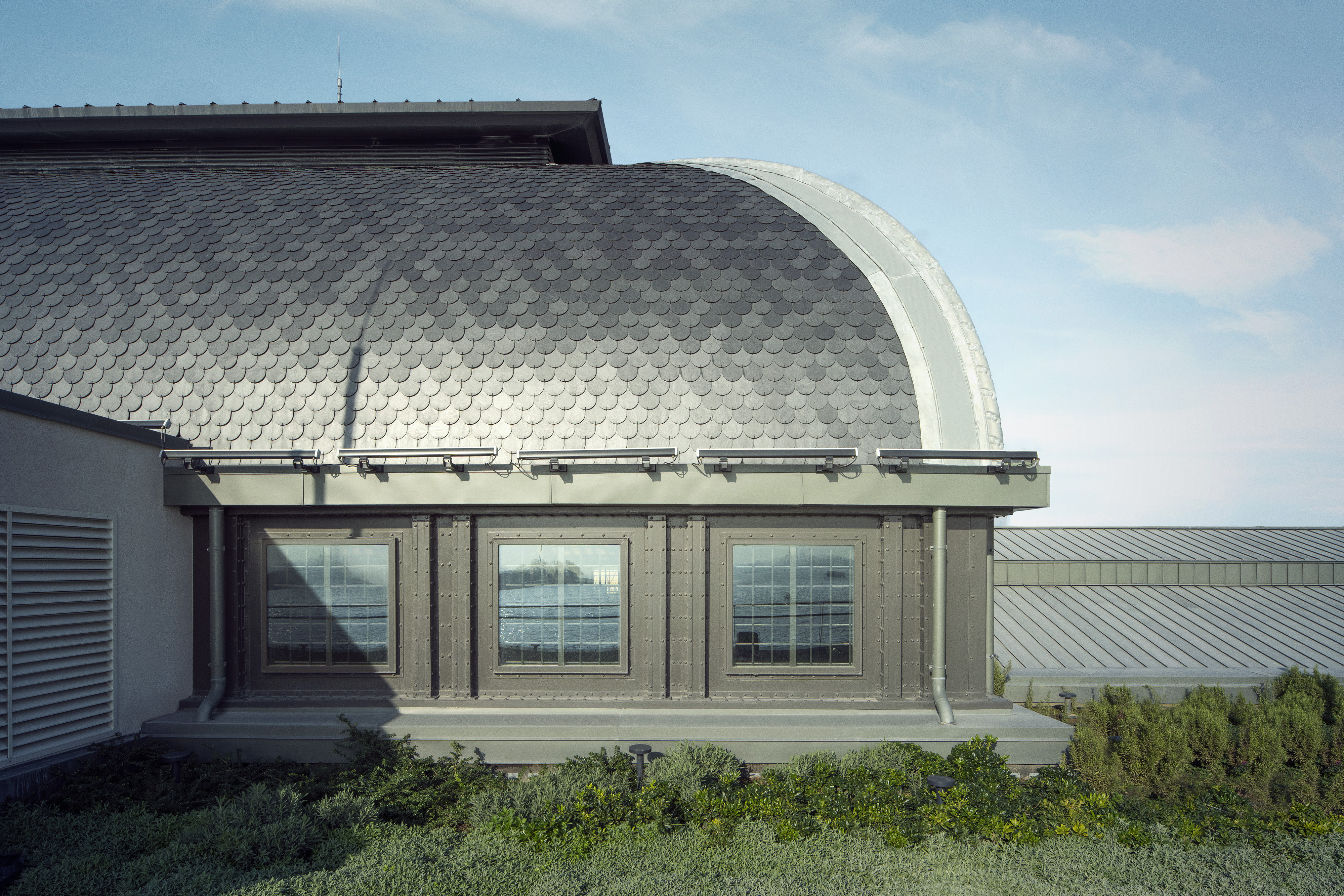 galataport_istanbul_paket_postanesi