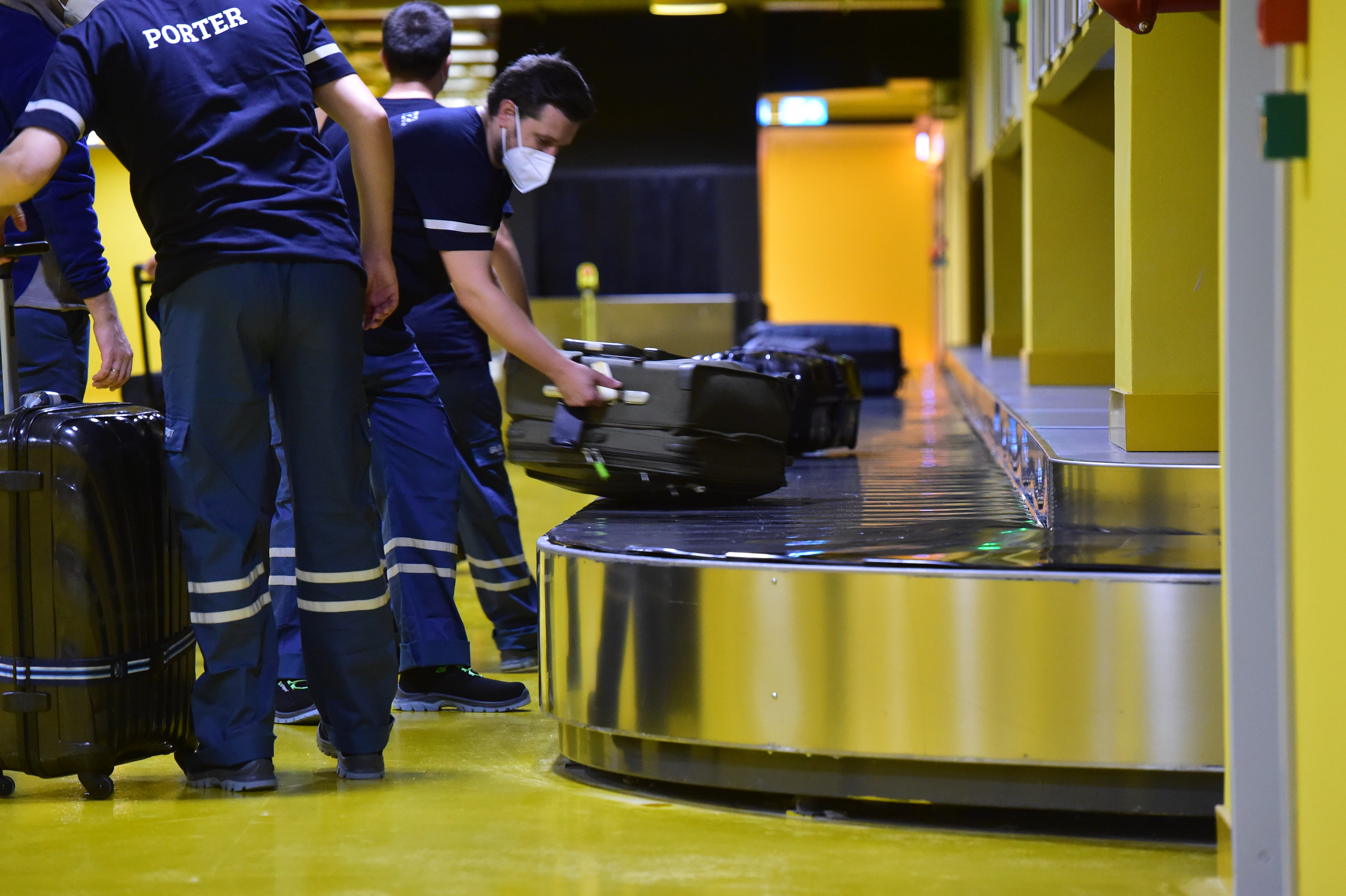 galataport_istanbul_suitcase_operation