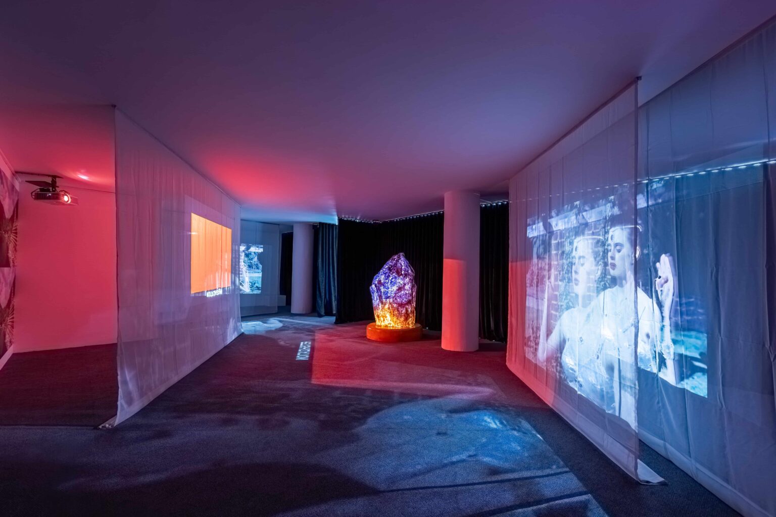 Galataport’tan Bienal Rotaları