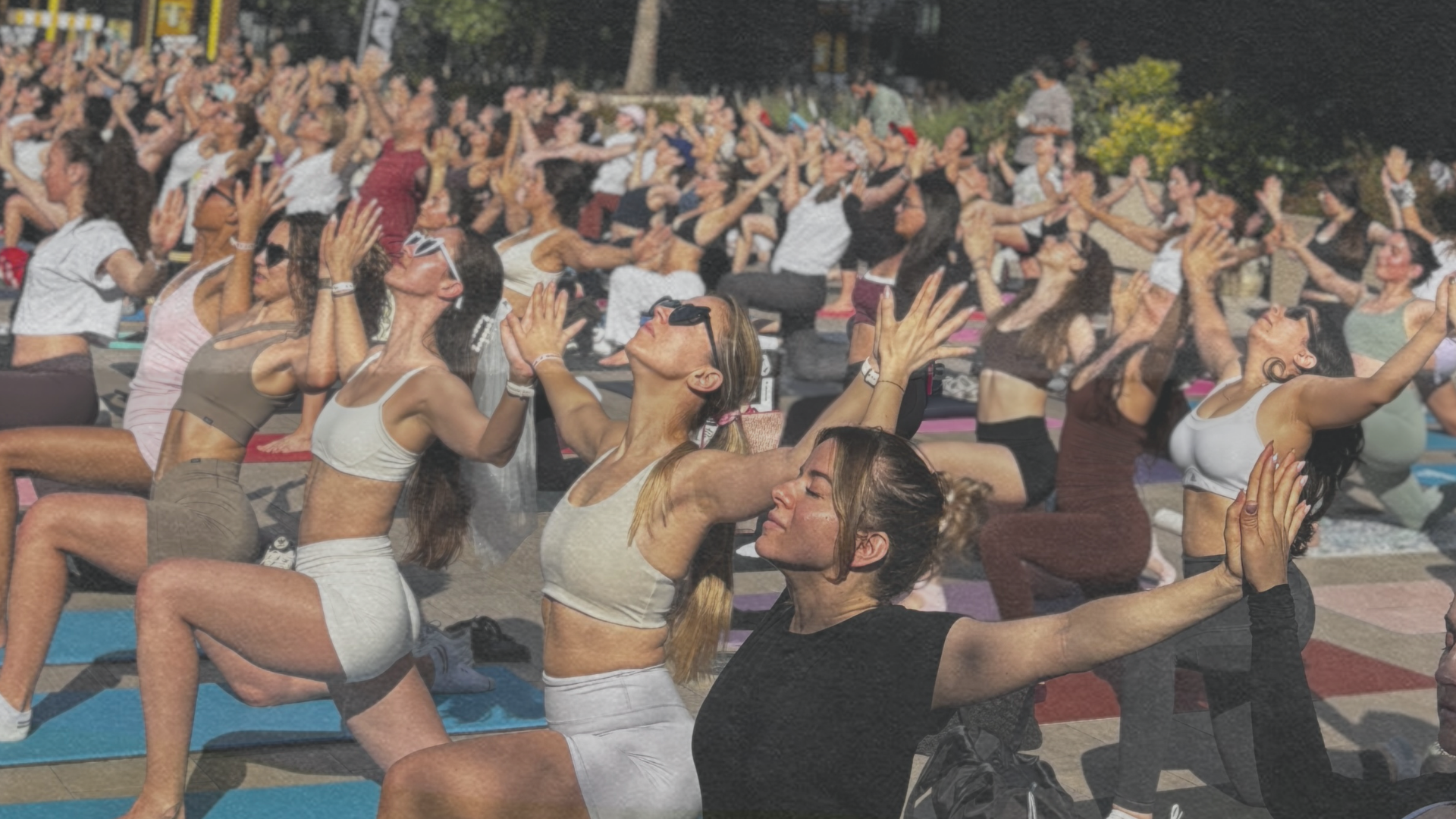 Cihangir Yoga ile Rıhtımda Yoga